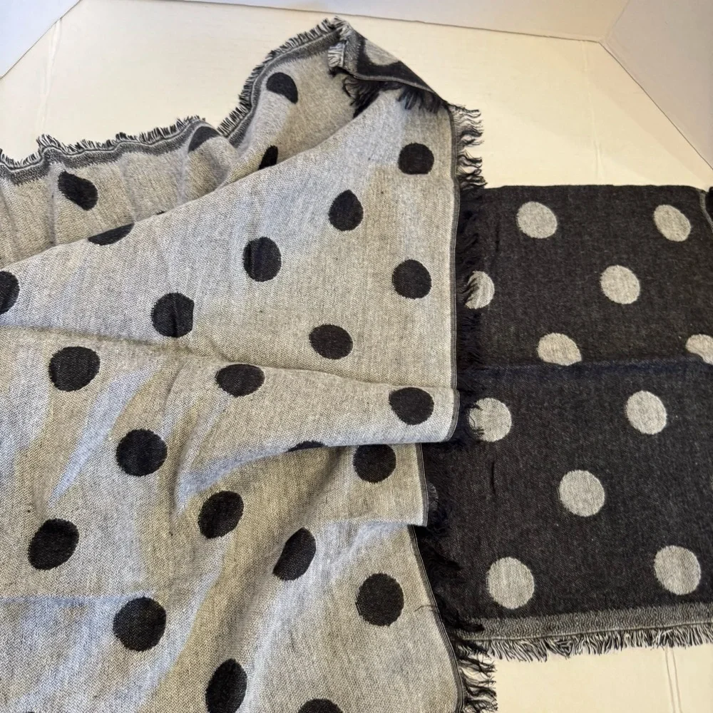 NEW LOFT Polka Dot Reversible Grey and Black Scarf Wrap Casual Cotton Blend NWT